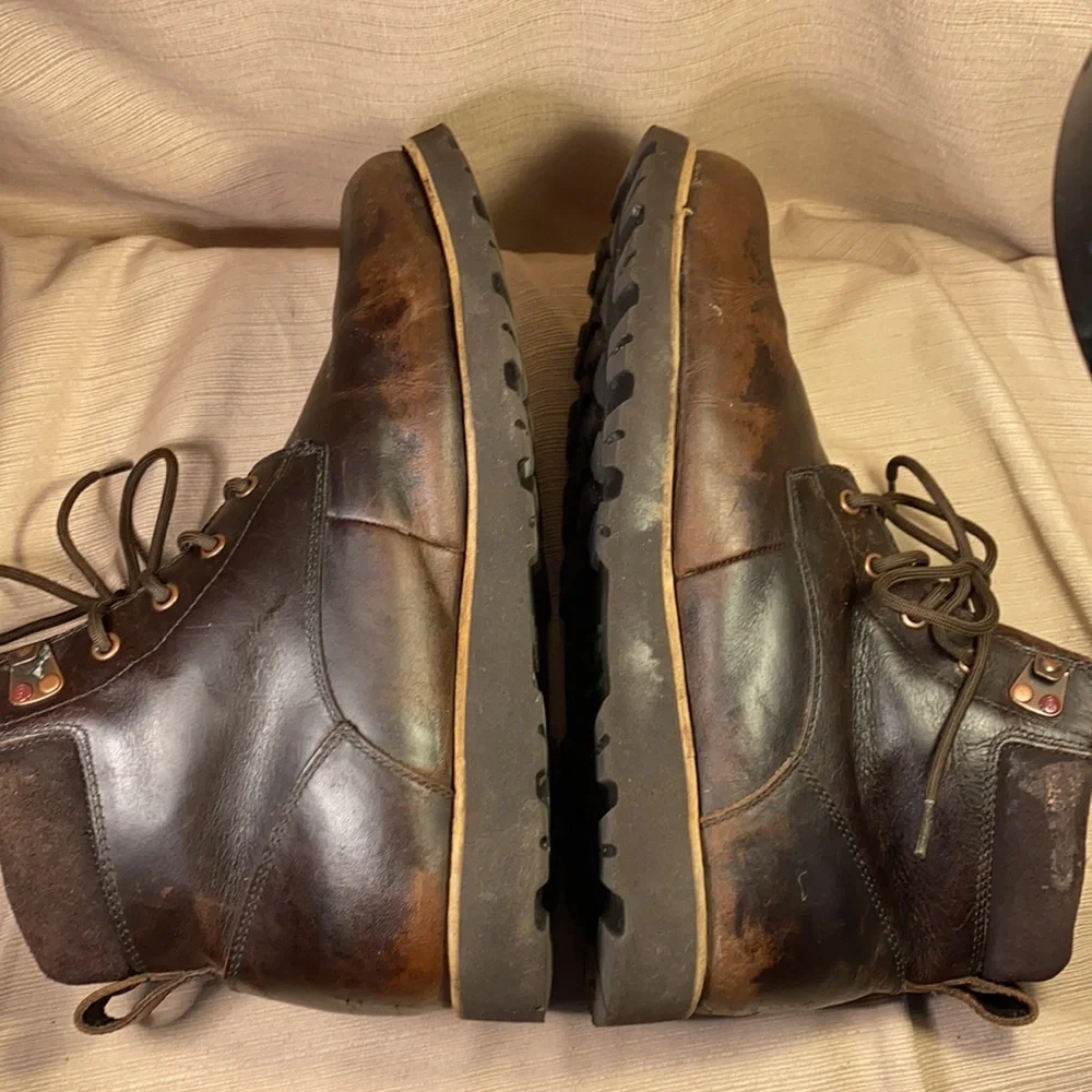 UGG stamp sz13